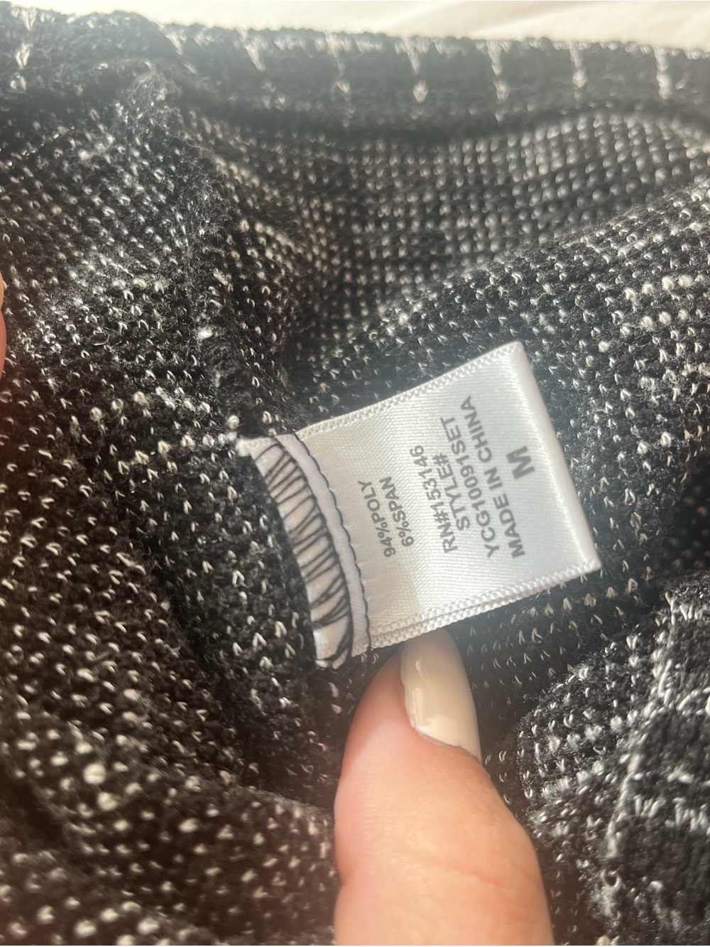 Set of Black Tweed Wide-Leg Pants and short buttoned top - Picture 5 of 6